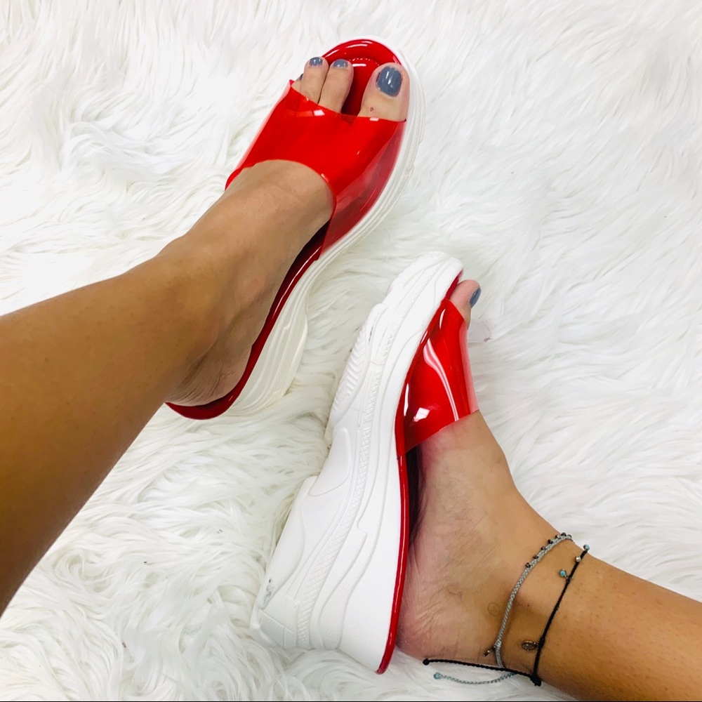 Red clear platform sandal - Picture 5 of 8